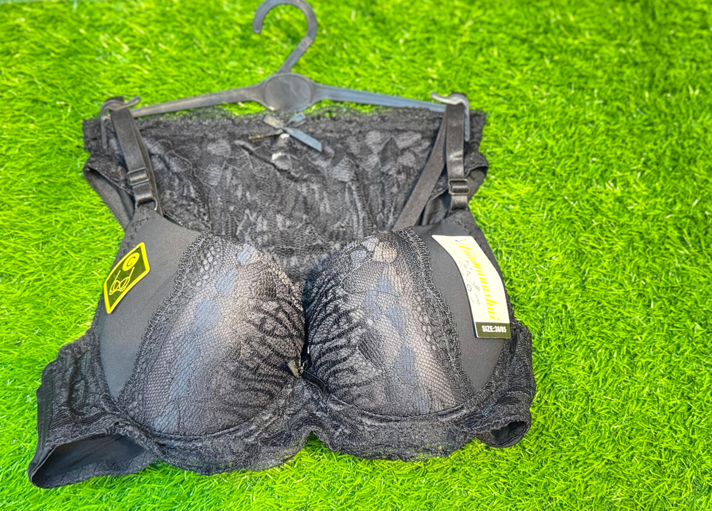 Luxury Black Lace Bra & Panty Set – Padded, Underwired, Elegant Design